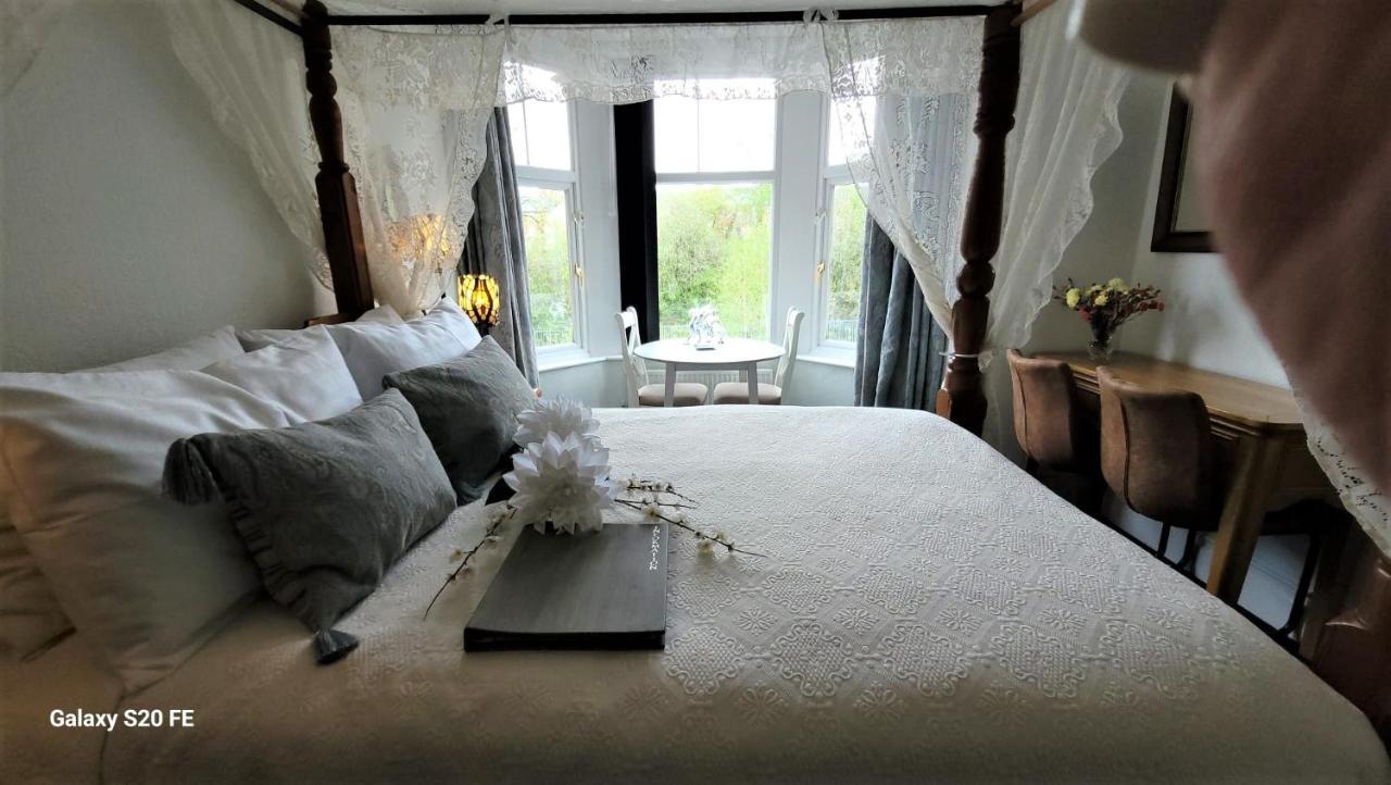 Greylands Guest House Лландріндод-Веллс Екстер'єр фото